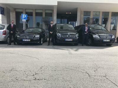 Chauffeur service<br>Faro Central taxis and Chauffeur service team at Hotel Faro<br>Faro central taxis and chauffeur service team at hotel Faro