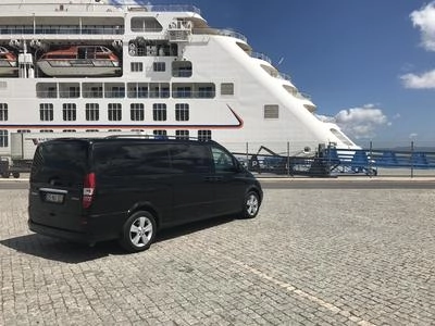 Chauffeur service<br>Faro central taxis private family transfer from Lisbon to Vale do lobo<br>Faro central taxis, Private Family Transfer from the Port of Lisbon to Vale do Lobo
